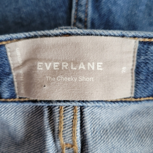 Everlane The Cheeky Short - Picture 4 of 7